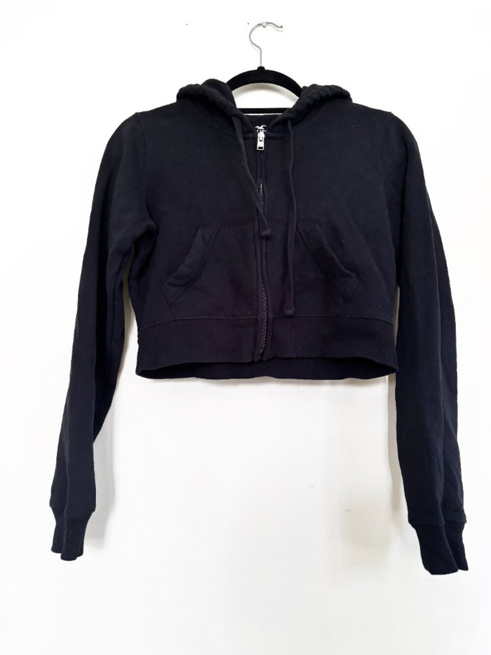 Hollister Cropped Zip Up Hoodie. Black Size Small Excellent Condition - Picture 2 of 5